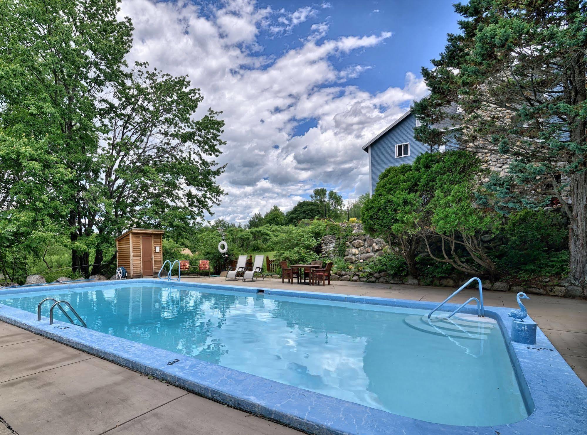 Darby Field Inn Albany ภายนอก รูปภาพ